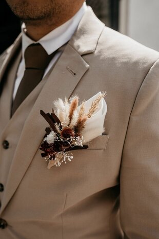 Bohemian droogbloemen corsage man