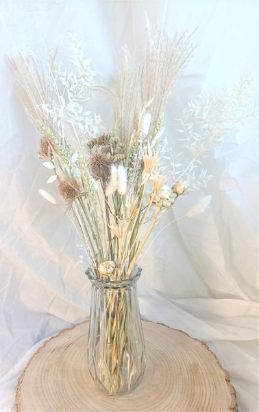 Boeket droogbloemen wit ruscus met pampas