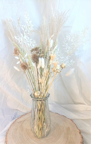 Boeket droogbloemen wit ruscus met pampas