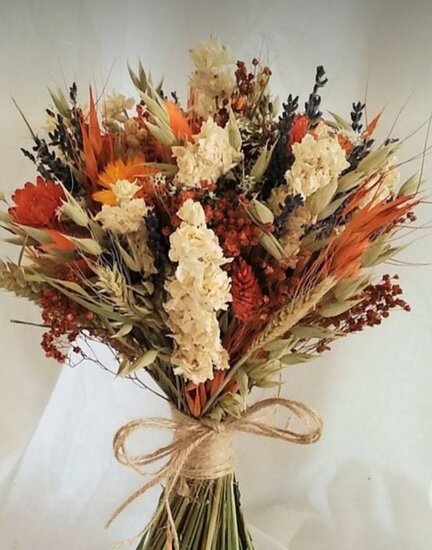 warme kleuren droogbloemen boeket