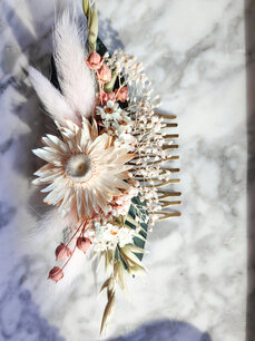 Haarkam zacht romantisch